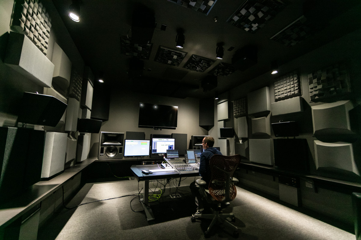杜比全景声(Dolby Atmos): 业务和技术——小型、中型和大型后期制作设备的系统设置简述 - 新闻 - 传新科技有限公司