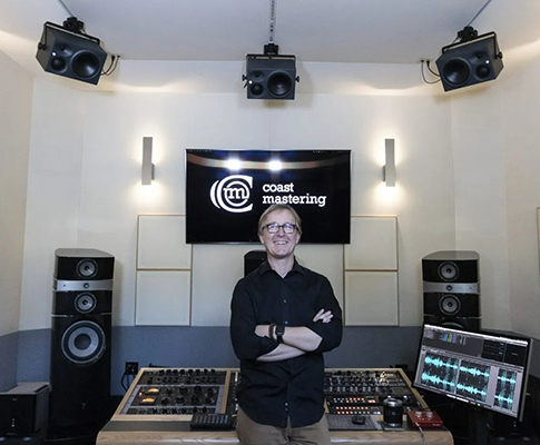 Michael Romanowski评论IsoAcoustics的V120隔离支架