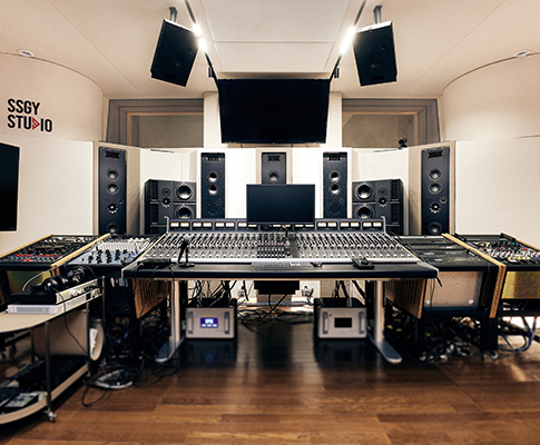 中国首张Harrison 32Classic调音台与Prism Sound双ADA-128花落圣世光音录音棚