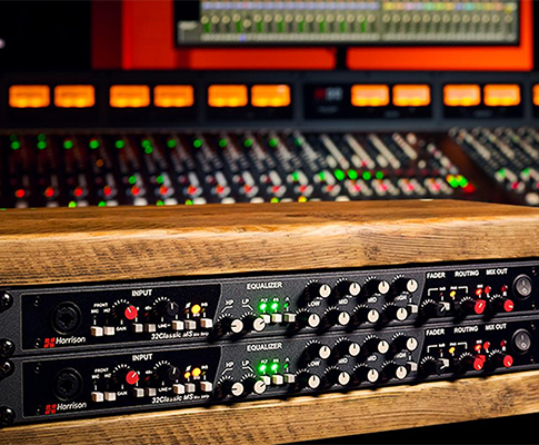 不必再拆百万调音台,Harrison直接把传奇通道上机架了!