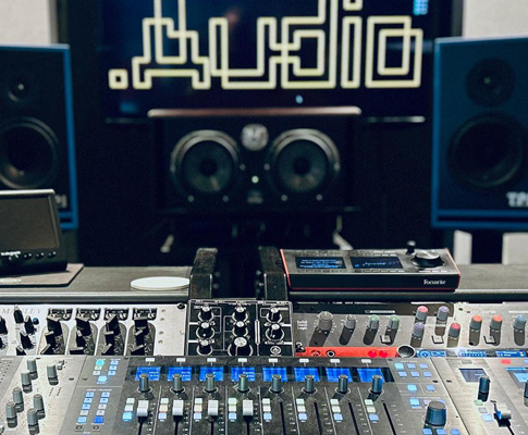 将 SSL 注入杜比全景声重制版，Richard Whittaker 打造传奇之声