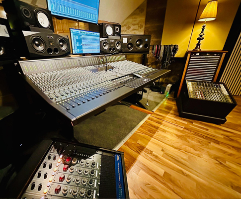 SSL ORIGIN 接棒 Kingsize Soundlabs A 录音室经典老台，开启新纪元